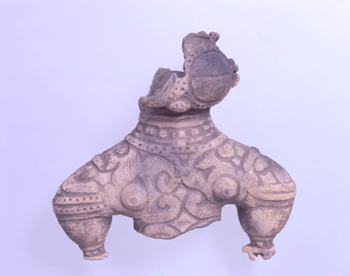 土偶 縄文時代晩期 青森県三戸町(高14.4cm)